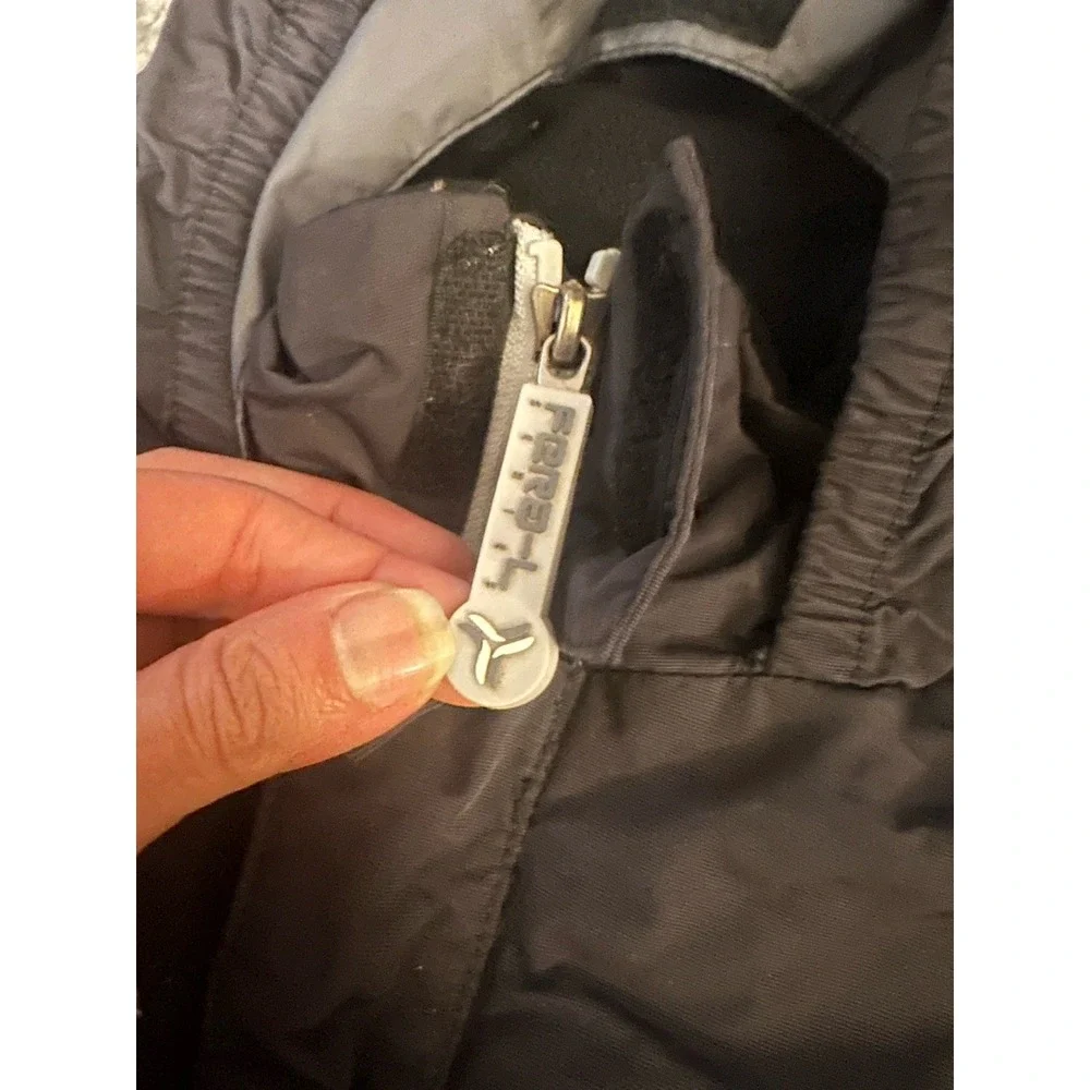 Fera Ski Jacket size 5 black Full Zip unisex Hooded snow